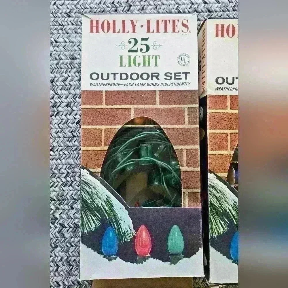 Holly Lites 2 boxes of 25 Light Outdoor‎ Light Set Glass Multicolored bulbs Vtg